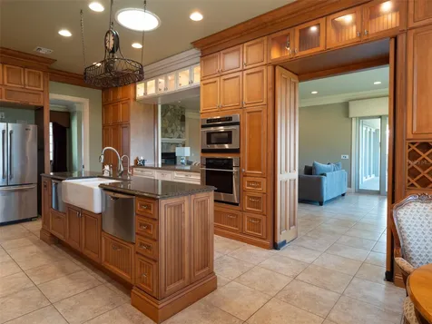 9504 NW Highway 320 Micanopy FL 32667