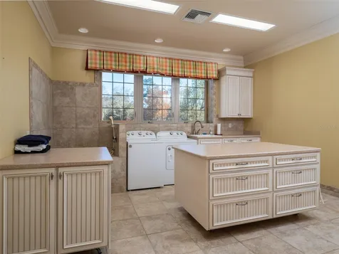 9504 NW Highway 320 Micanopy FL 32667