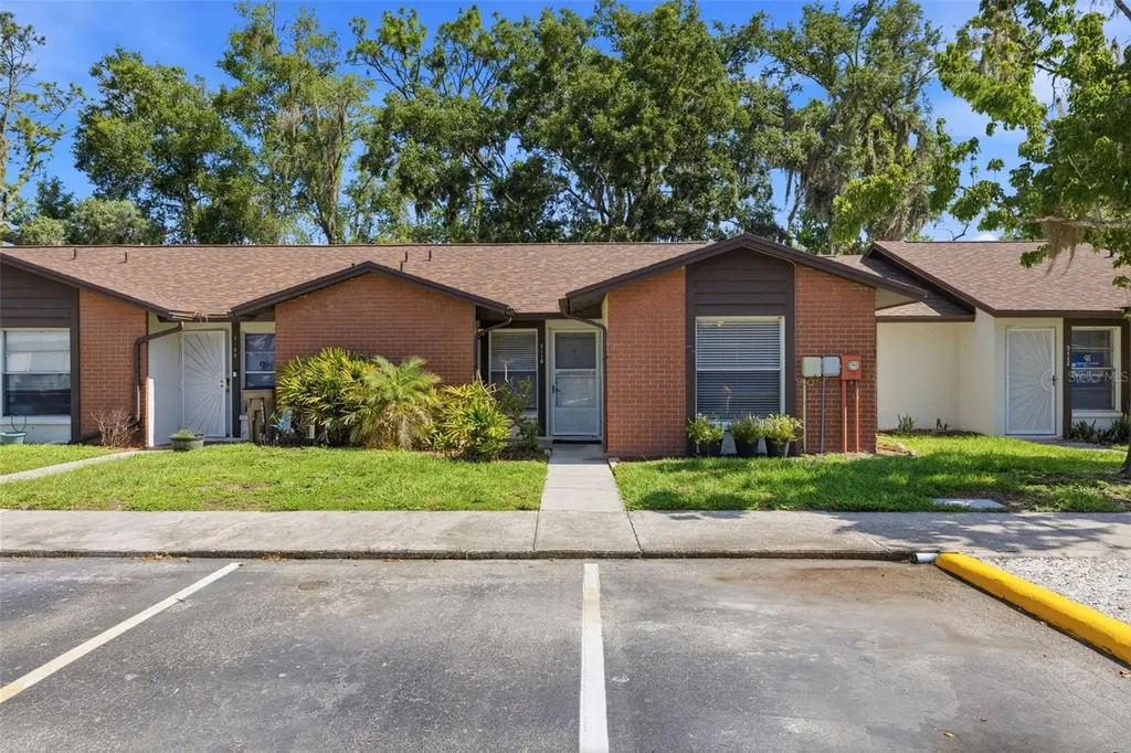 5110 Gainsville Drive Tampa FL 33617