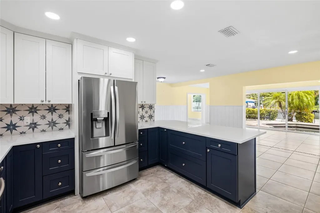 5541 Bayou Grande Boulevard NE St Petersburg FL 33703