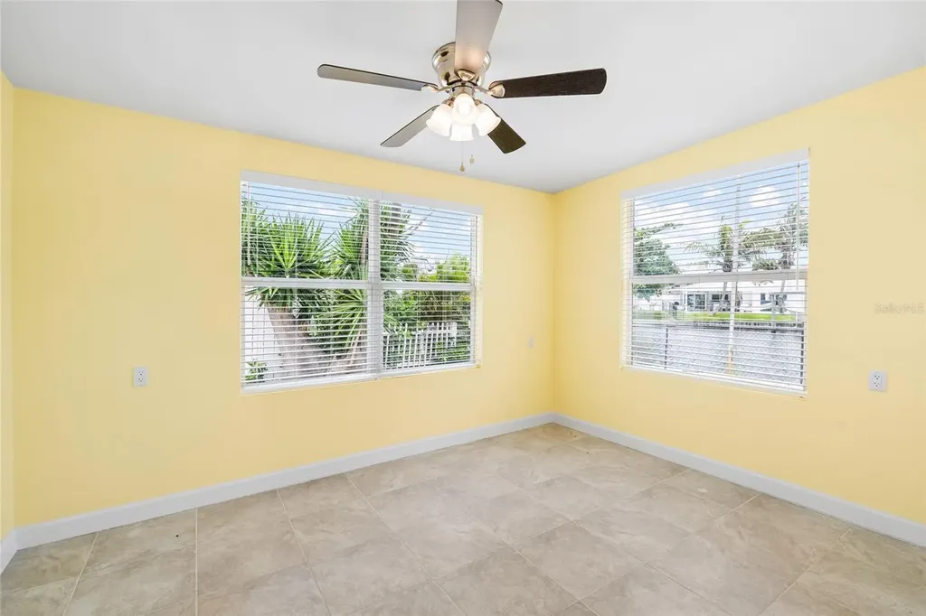 5541 Bayou Grande Boulevard NE St Petersburg FL 33703