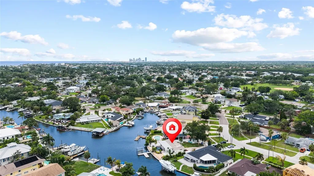 5541 Bayou Grande Boulevard NE St Petersburg FL 33703