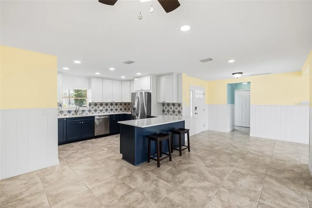 5541 Bayou Grande Boulevard NE St Petersburg FL 33703