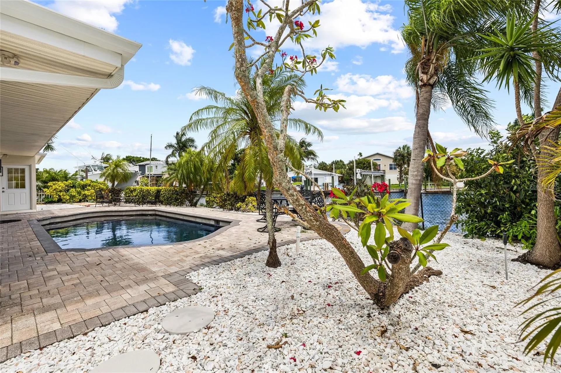 5541 Bayou Grande Boulevard NE St Petersburg FL 33703