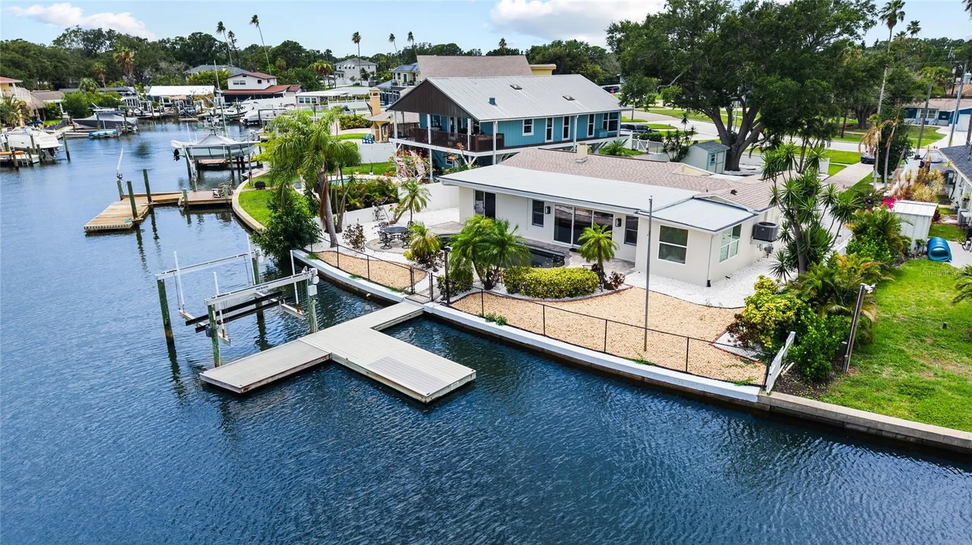 5541 Bayou Grande Boulevard NE St Petersburg FL 33703