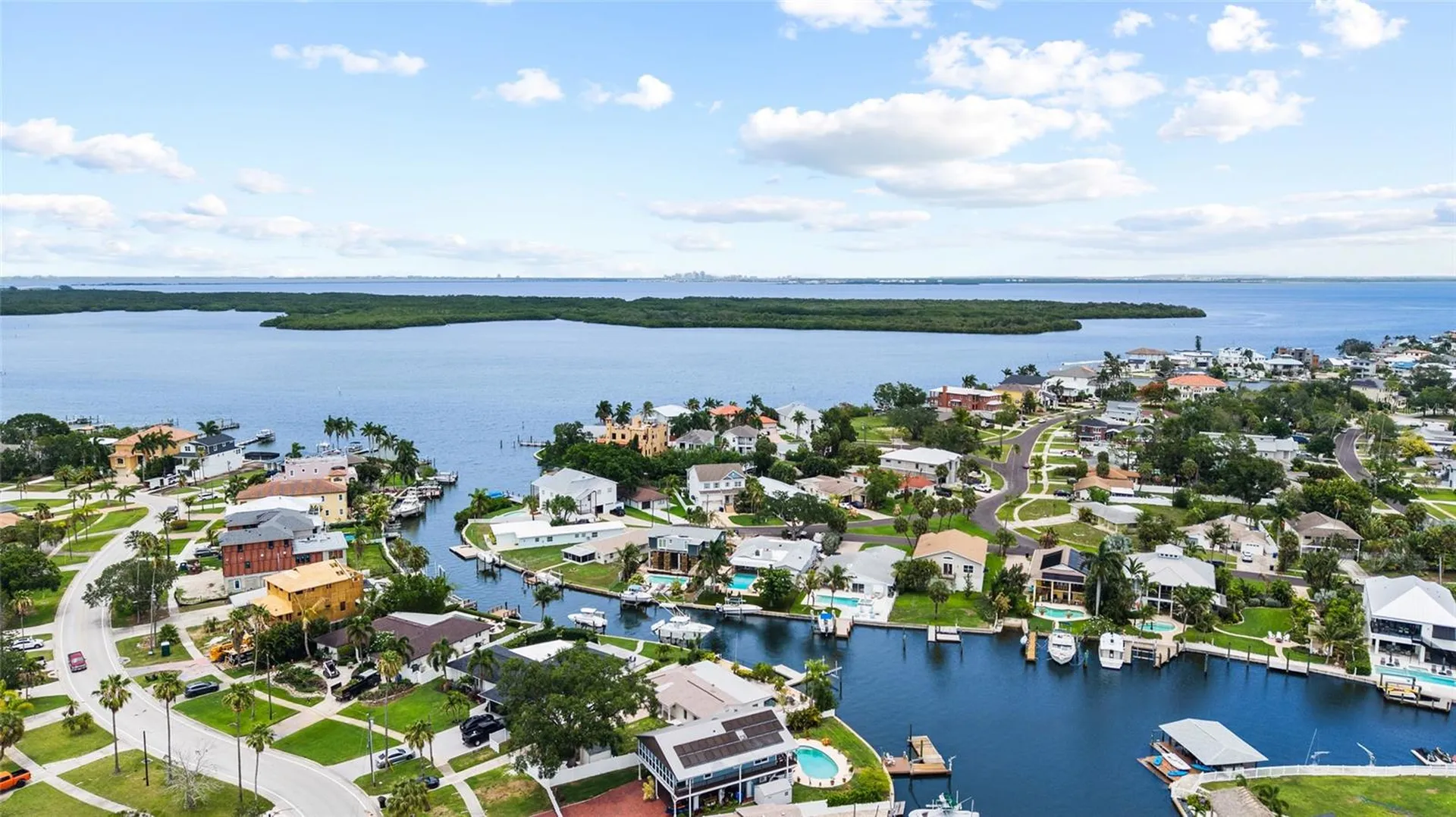 5541 Bayou Grande Boulevard NE St Petersburg FL 33703