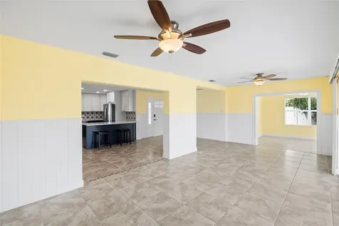 5541 Bayou Grande Boulevard NE St Petersburg FL 33703
