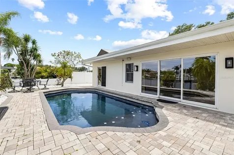 5541 Bayou Grande Boulevard NE St Petersburg FL 33703