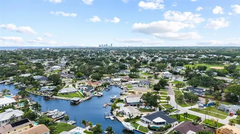 5541 Bayou Grande Boulevard NE St Petersburg FL 33703