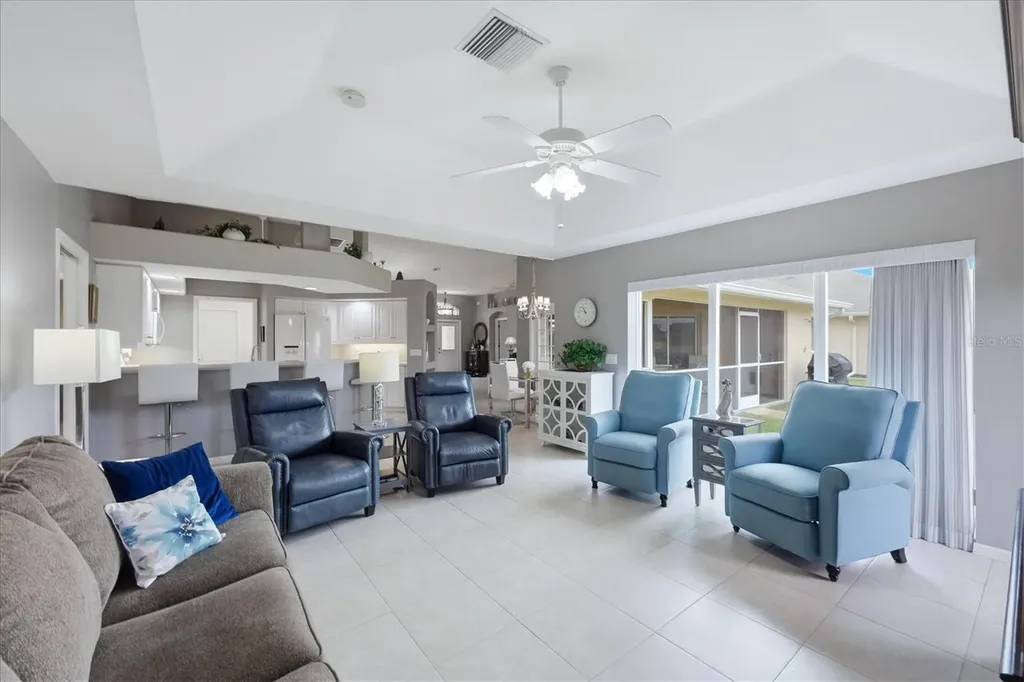 82 Pinehurst Place Rotonda West FL 33947