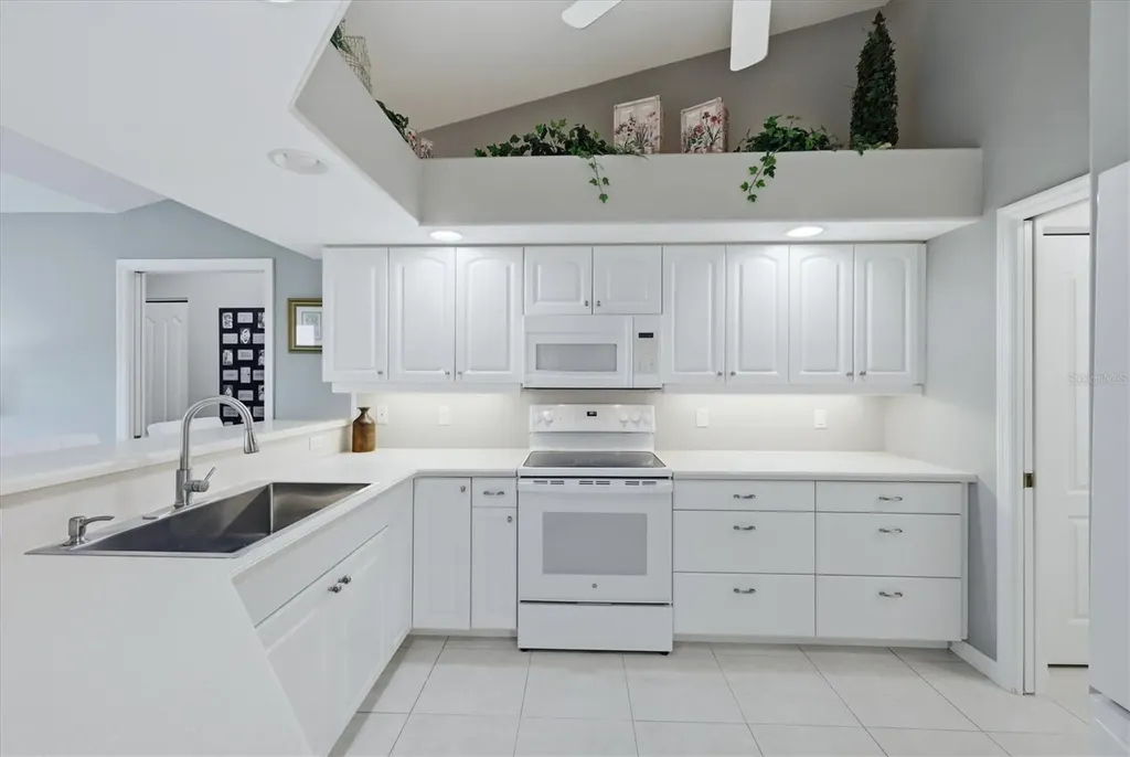 82 Pinehurst Place Rotonda West FL 33947