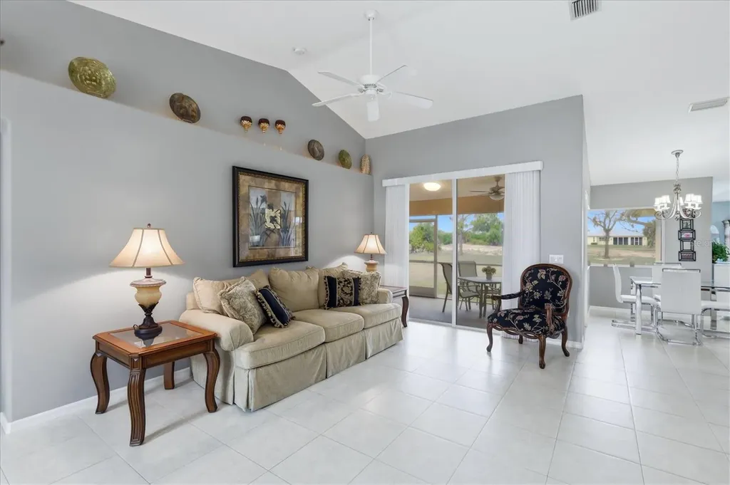 82 Pinehurst Place Rotonda West FL 33947