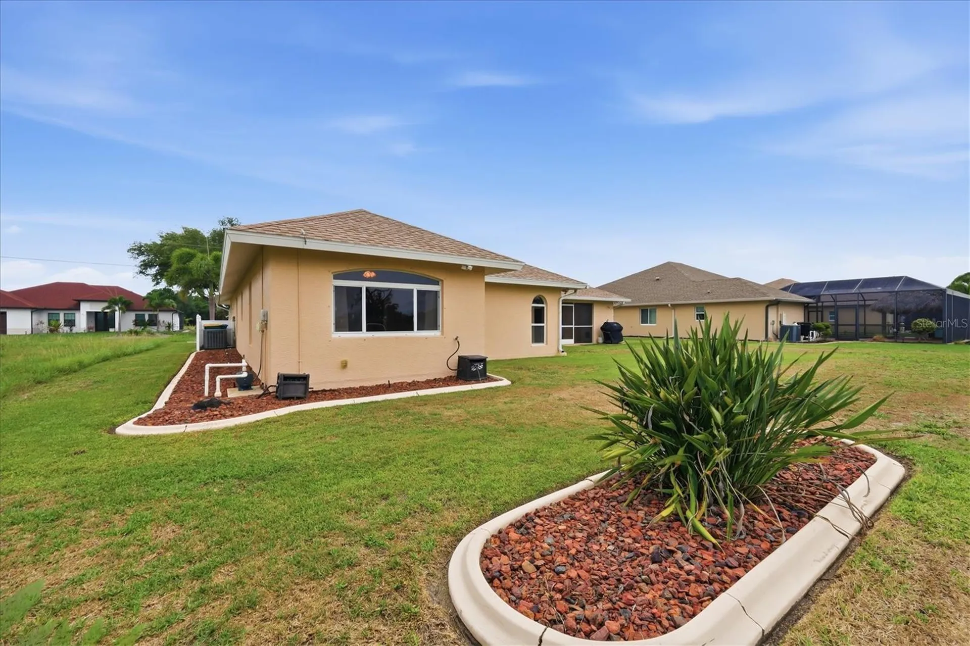 82 Pinehurst Place Rotonda West FL 33947