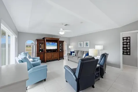 82 Pinehurst Place Rotonda West FL 33947