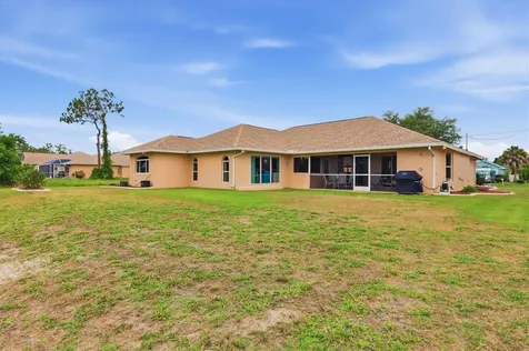 82 Pinehurst Place Rotonda West FL 33947