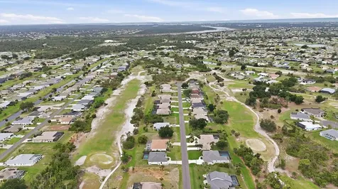 82 Pinehurst Place Rotonda West FL 33947