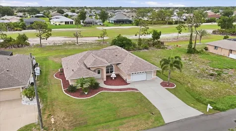 82 Pinehurst Place Rotonda West FL 33947