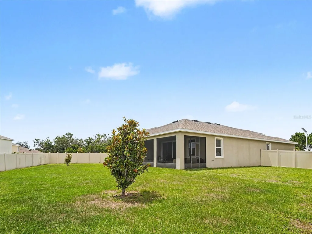 16639 Goose Ribbon Place Wimauma FL 33598