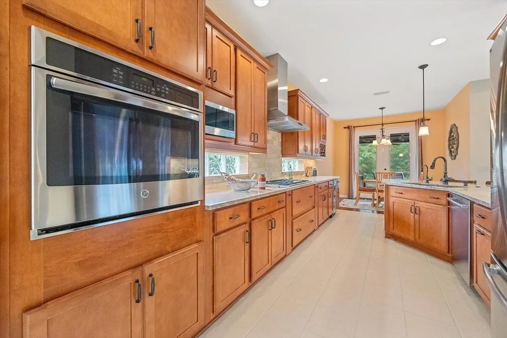 7018 Owls Nest Terrace Bradenton FL 34203