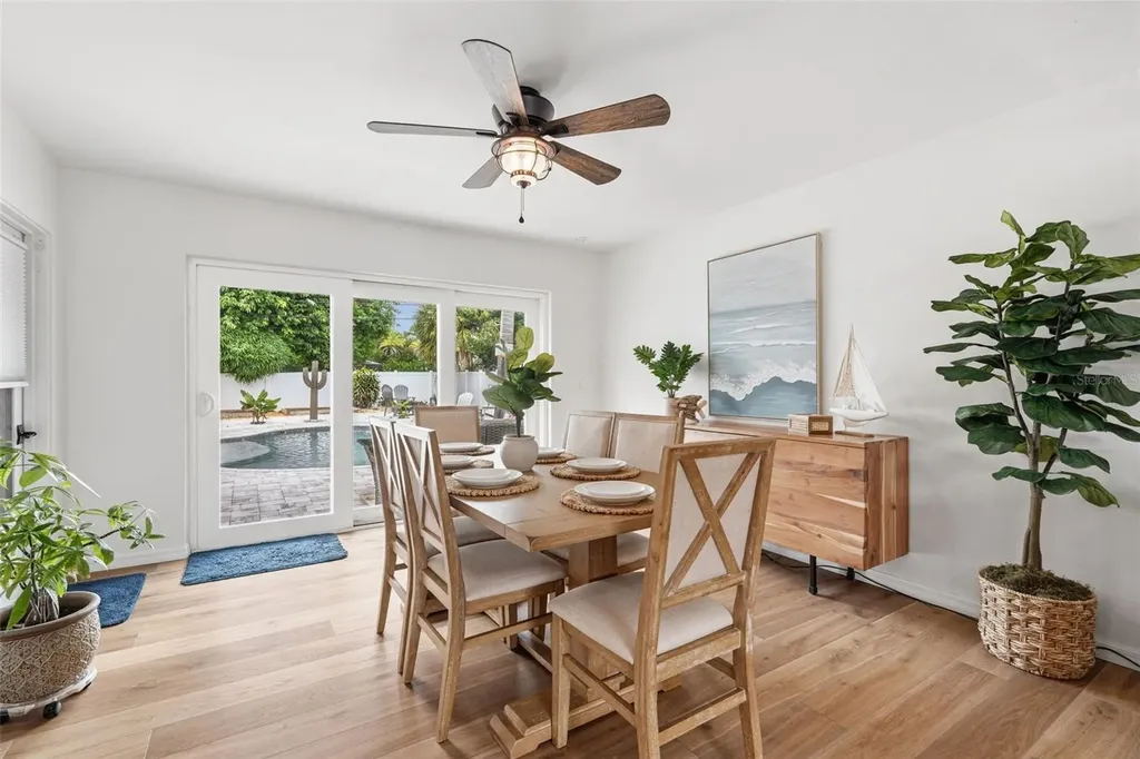 242 Piazza Di Luna Venice FL 34285