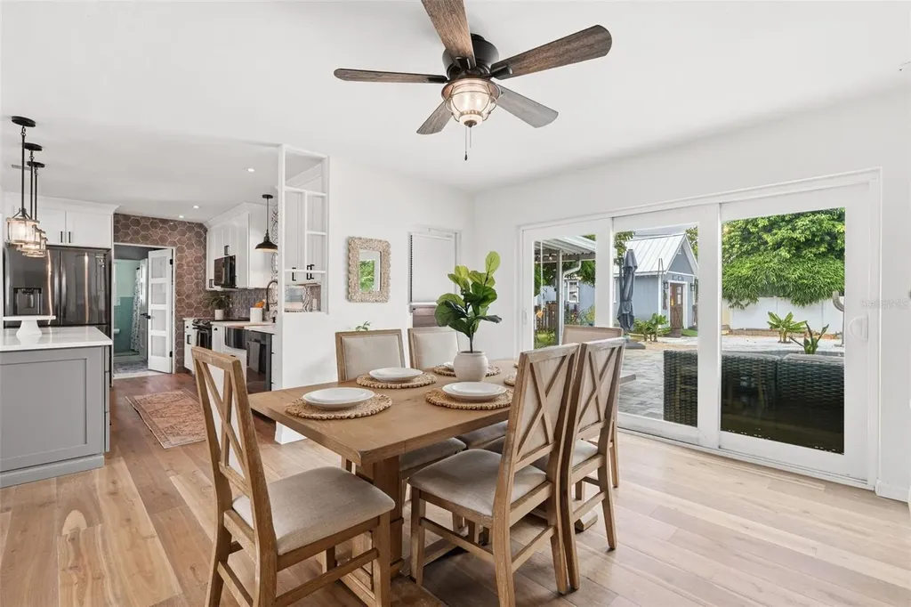 242 Piazza Di Luna Venice FL 34285