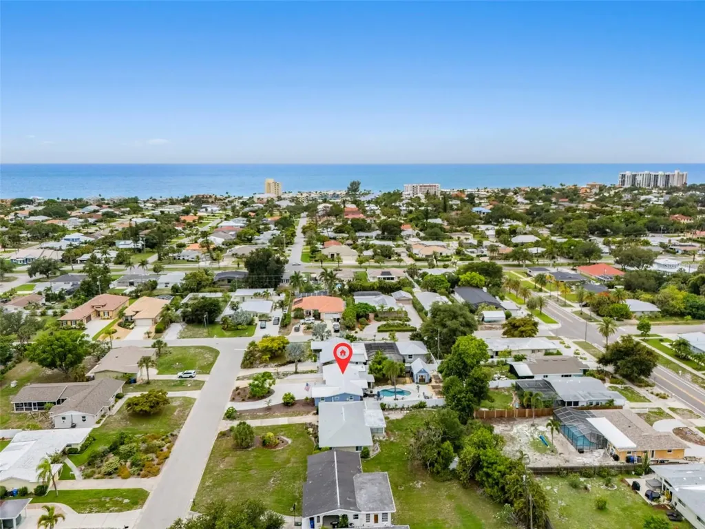 242 Piazza Di Luna Venice FL 34285