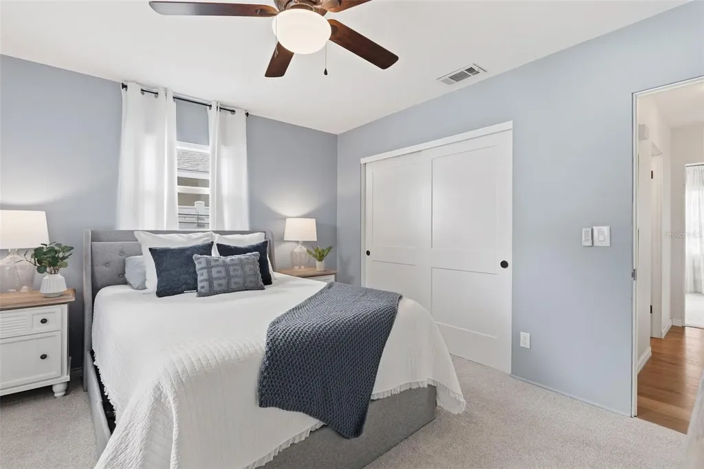 242 Piazza Di Luna Venice FL 34285