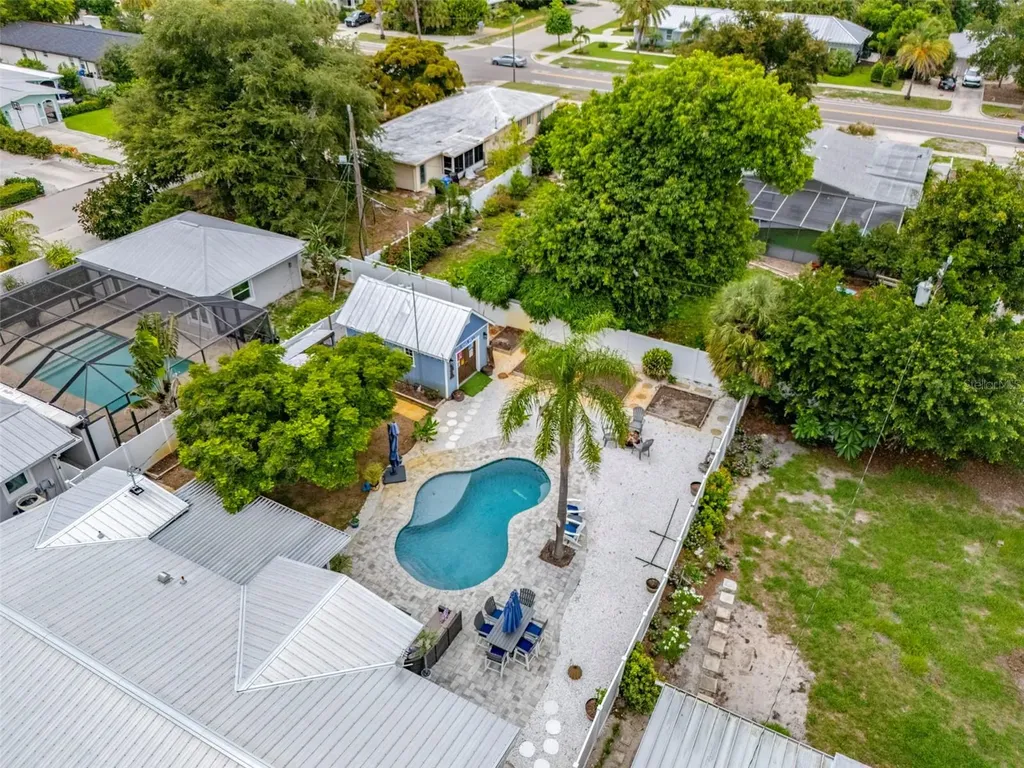 242 Piazza Di Luna Venice FL 34285