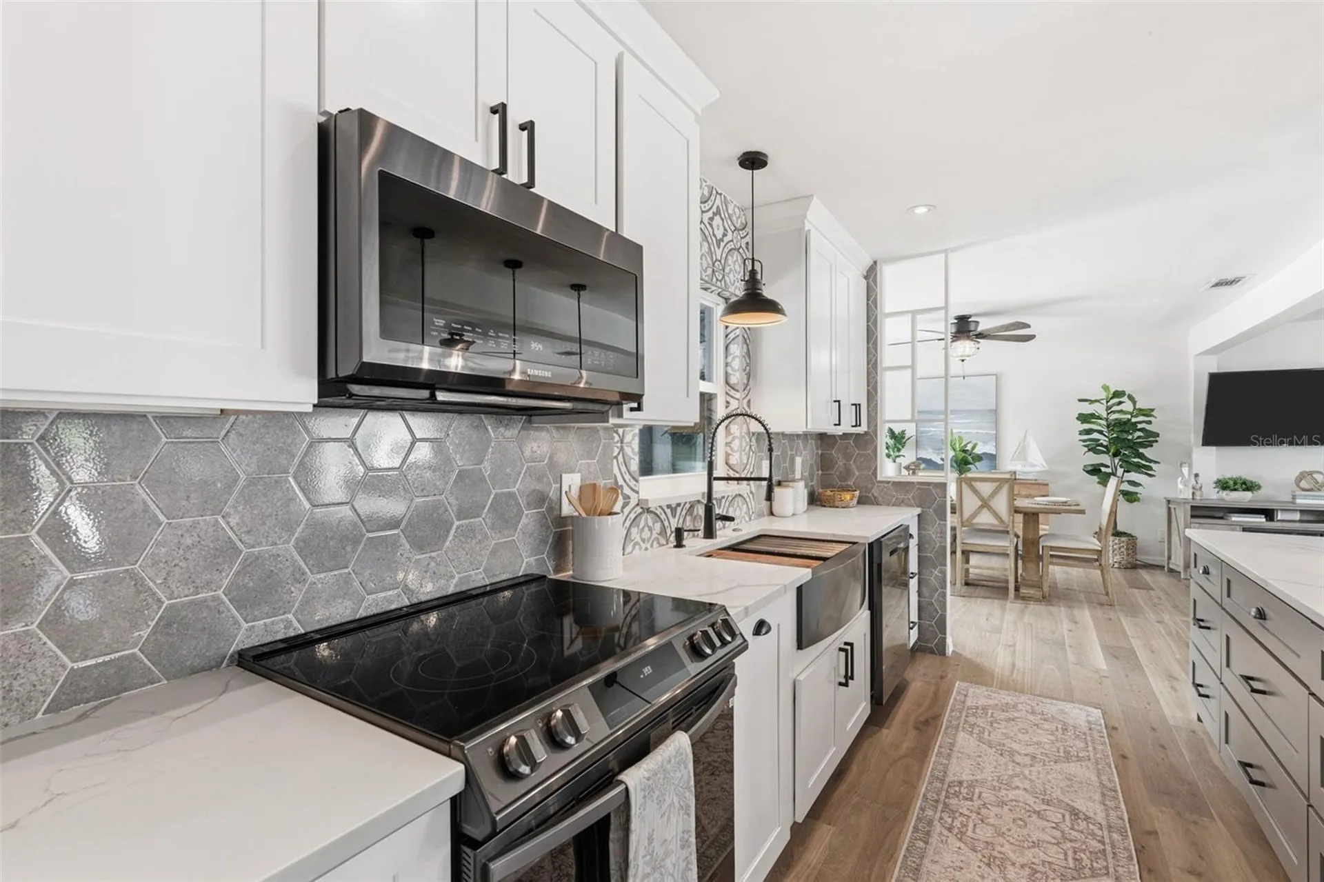 242 Piazza Di Luna Venice FL 34285