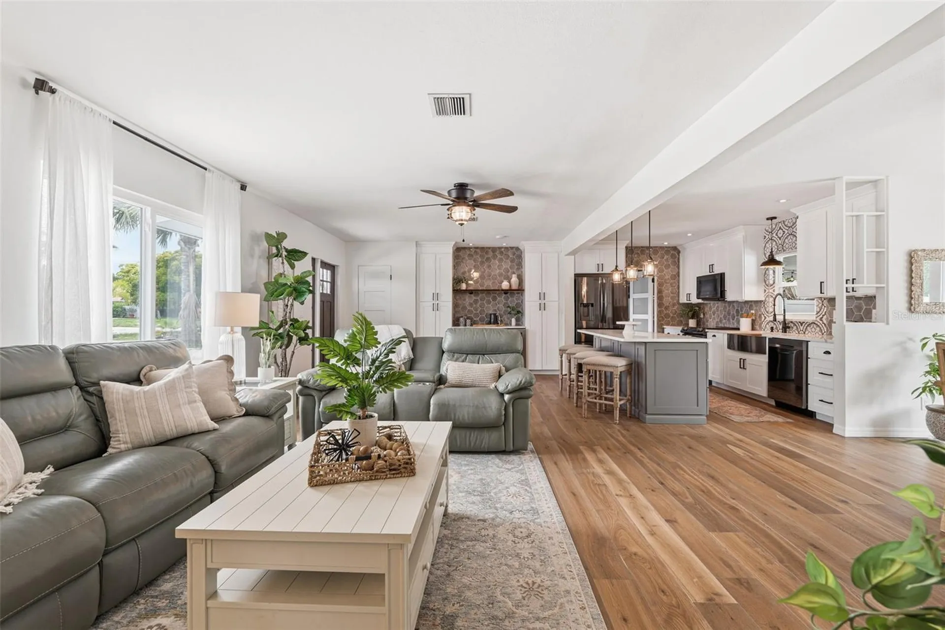 242 Piazza Di Luna Venice FL 34285