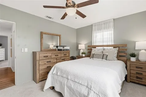 242 Piazza Di Luna Venice FL 34285
