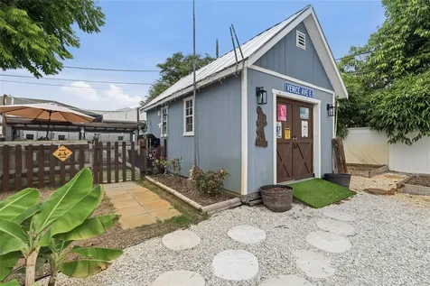 242 Piazza Di Luna Venice FL 34285