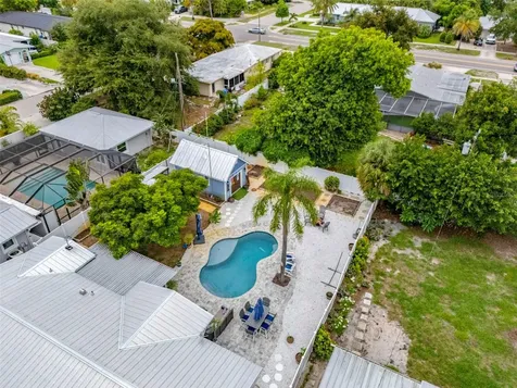 242 Piazza Di Luna Venice FL 34285