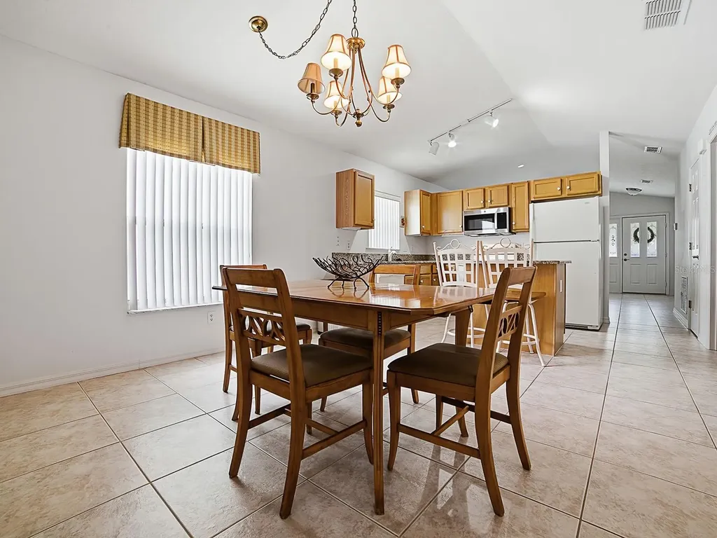 25114 Cranes Roost Circle Leesburg FL 34748