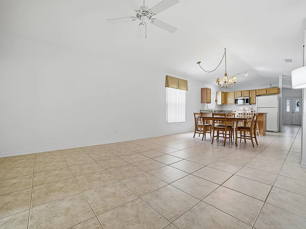 25114 Cranes Roost Circle Leesburg FL 34748