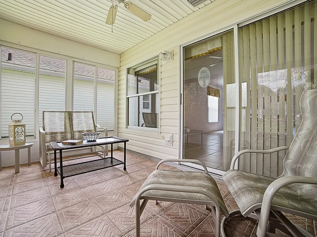 25114 Cranes Roost Circle Leesburg FL 34748