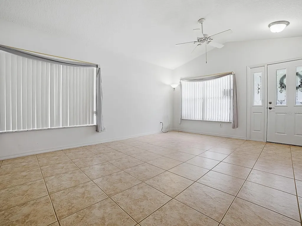 25114 Cranes Roost Circle Leesburg FL 34748