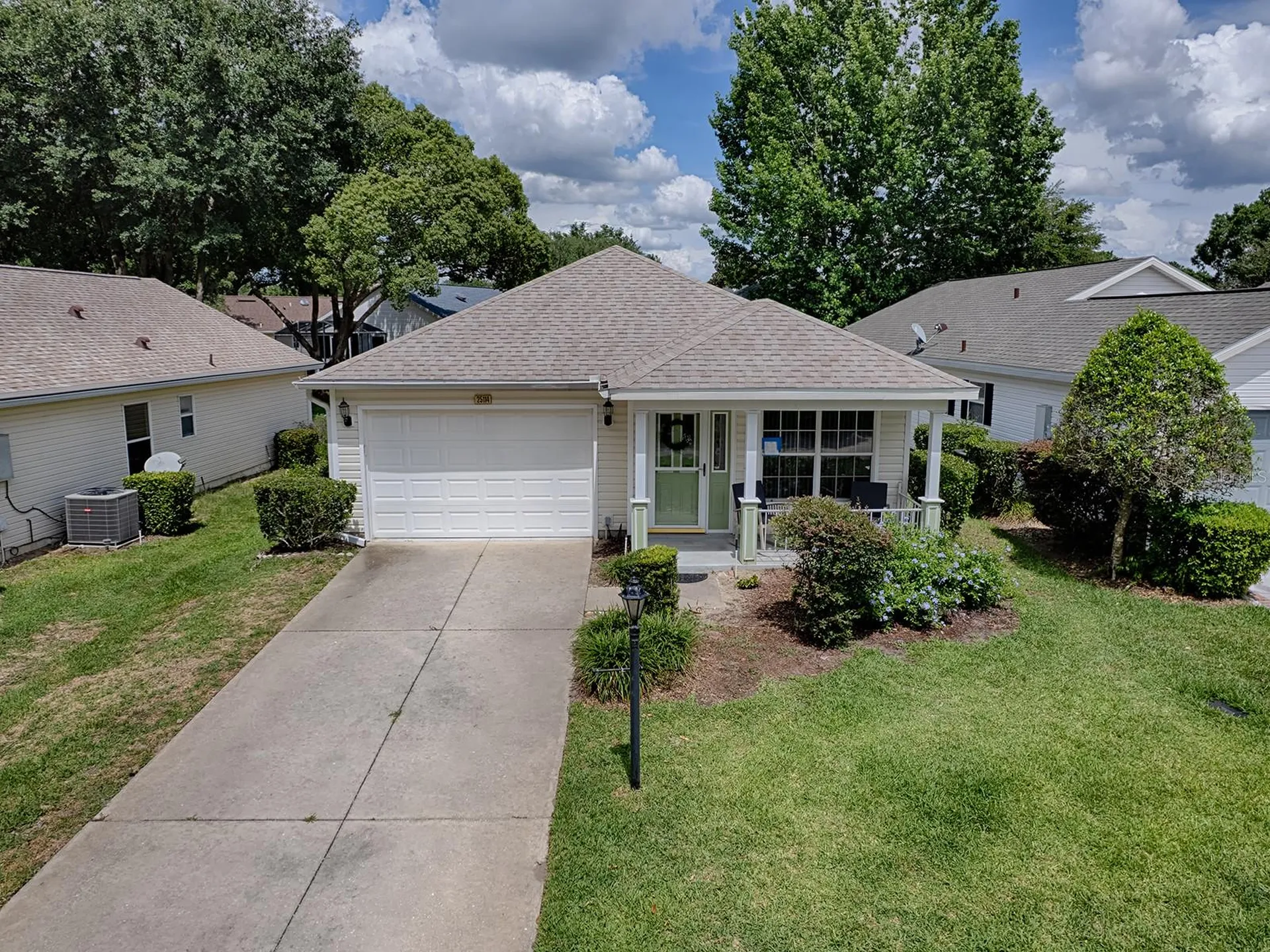 25114 Cranes Roost Circle Leesburg FL 34748