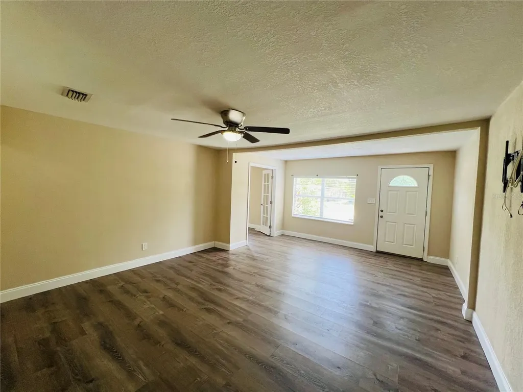 118 David Avenue Clearwater FL 33759