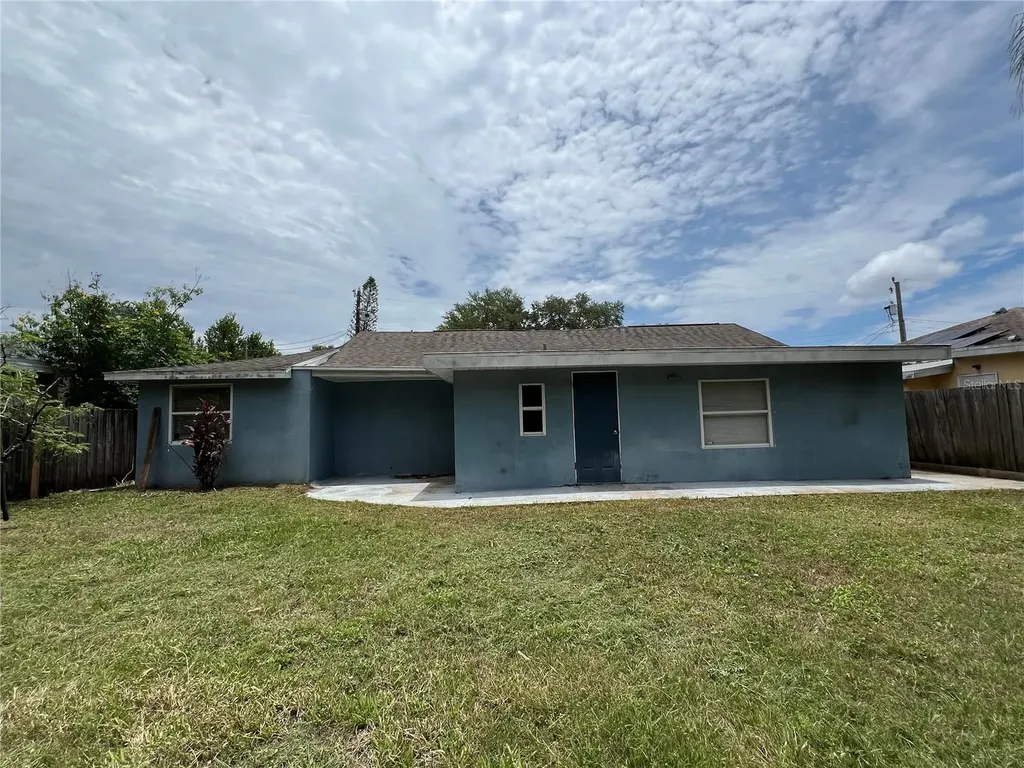 118 David Avenue Clearwater FL 33759