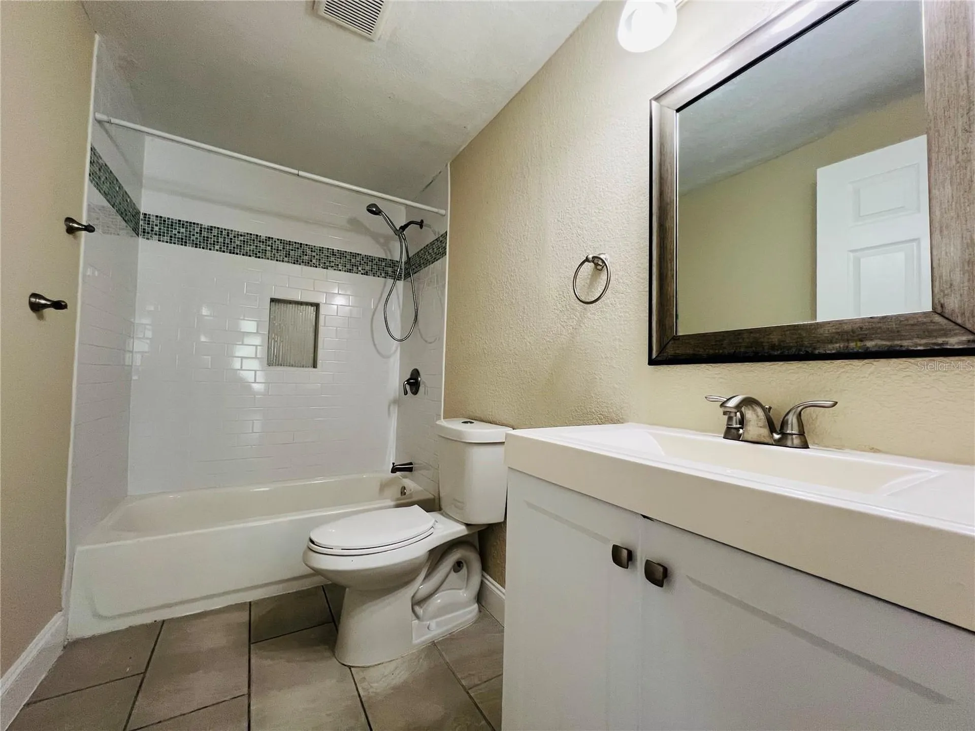 118 David Avenue Clearwater FL 33759