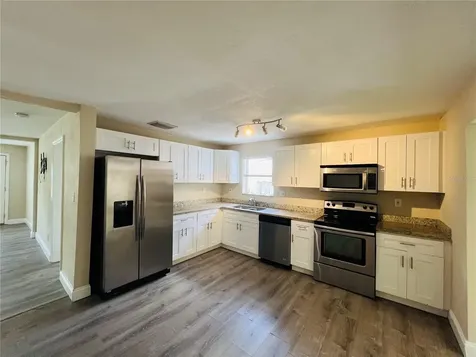 118 David Avenue Clearwater FL 33759