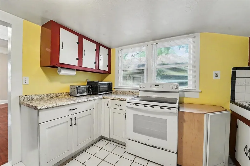 4109 N Suwanee Avenue Tampa FL 33603