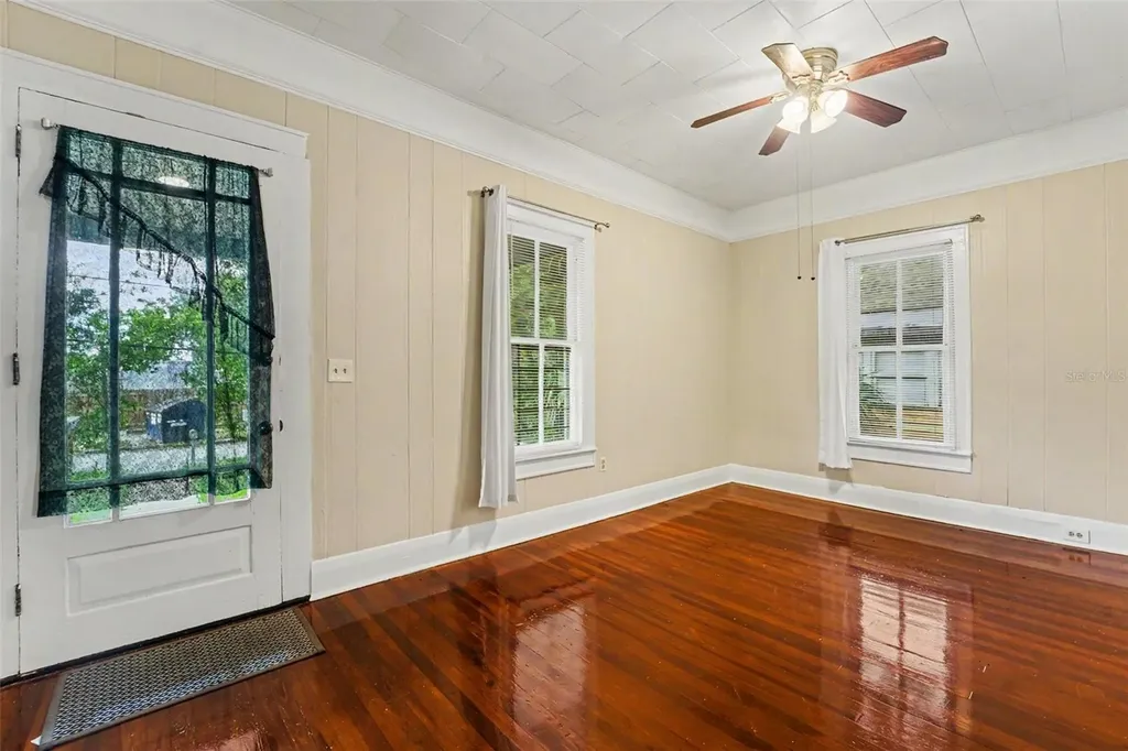 4109 N Suwanee Avenue Tampa FL 33603