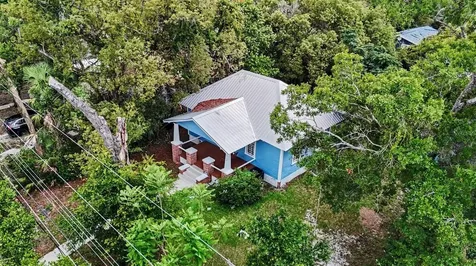 4109 N Suwanee Avenue Tampa FL 33603