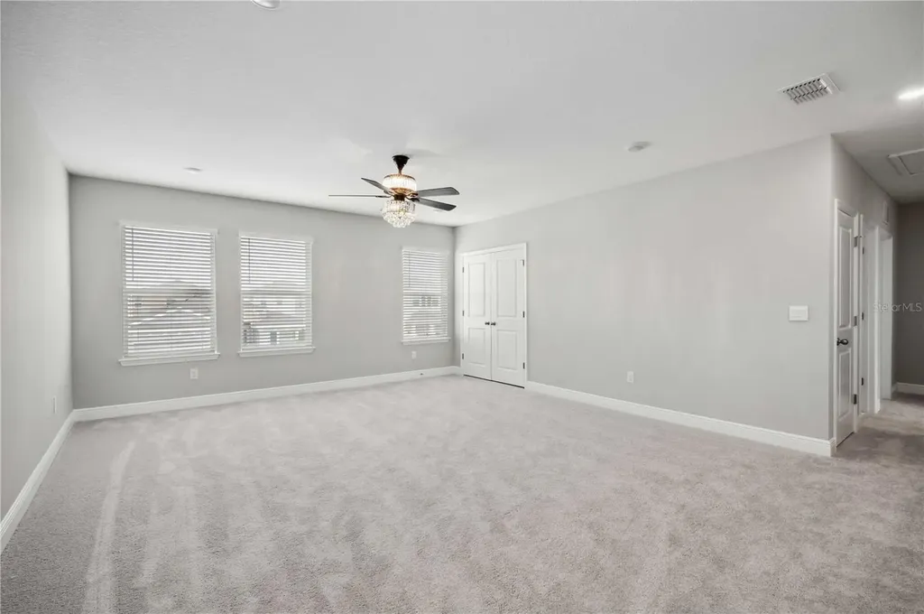 2560 Warren Acres Boulevard Wesley Chapel FL 33543