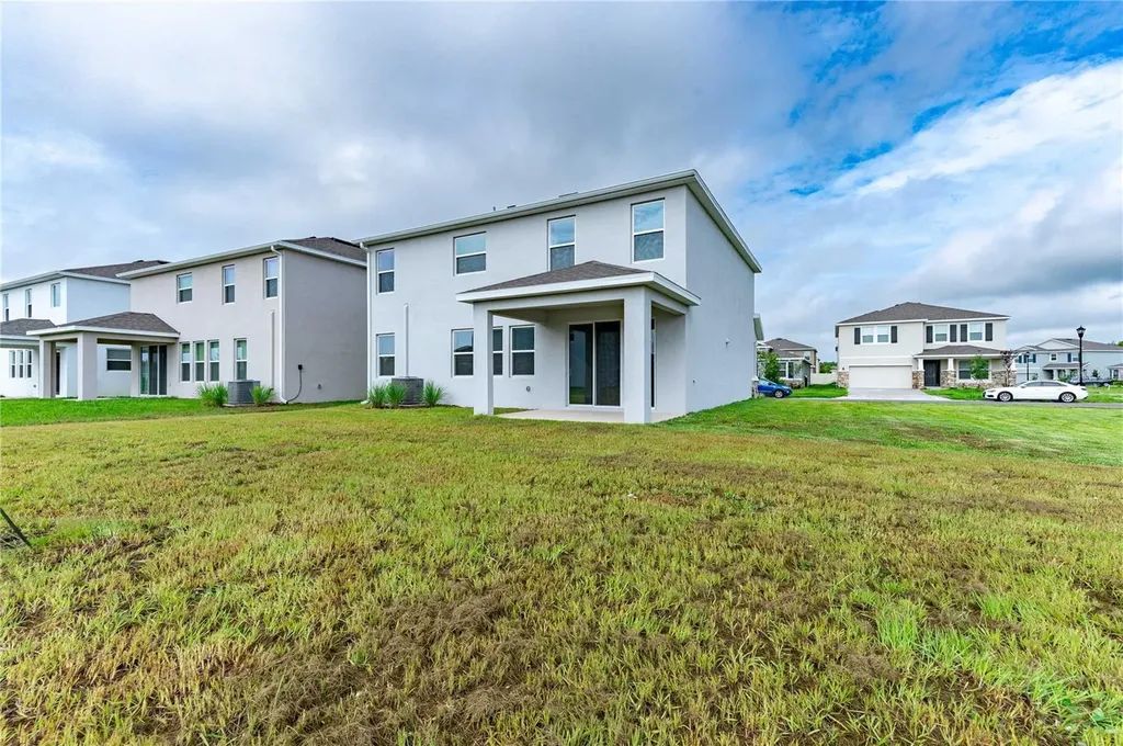 2560 Warren Acres Boulevard Wesley Chapel FL 33543