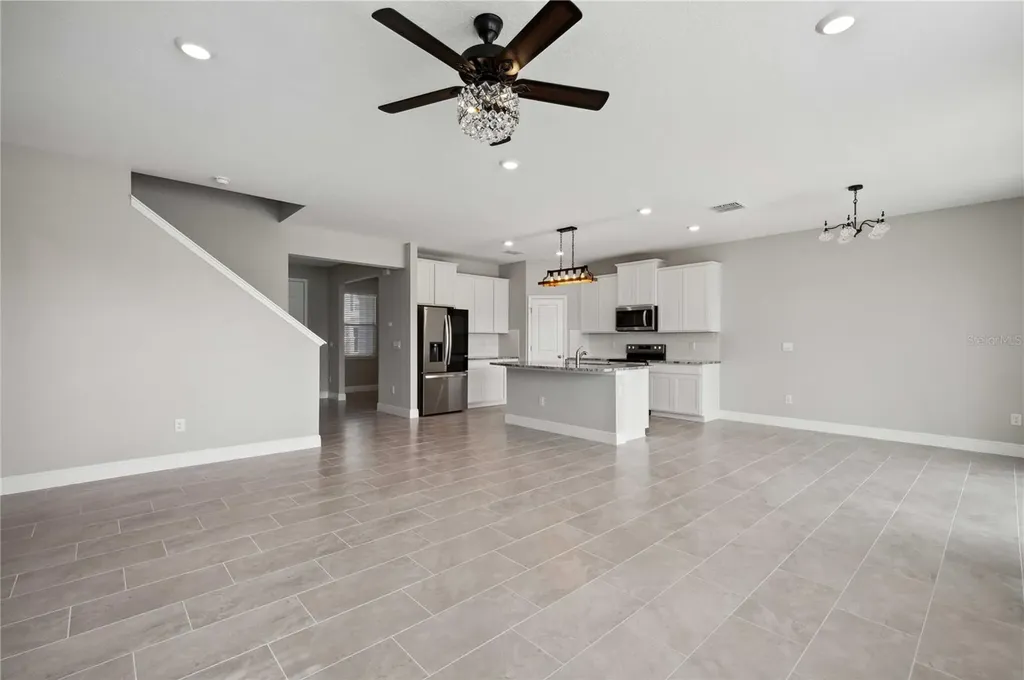 2560 Warren Acres Boulevard Wesley Chapel FL 33543