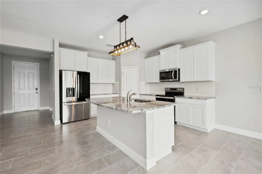 2560 Warren Acres Boulevard Wesley Chapel FL 33543
