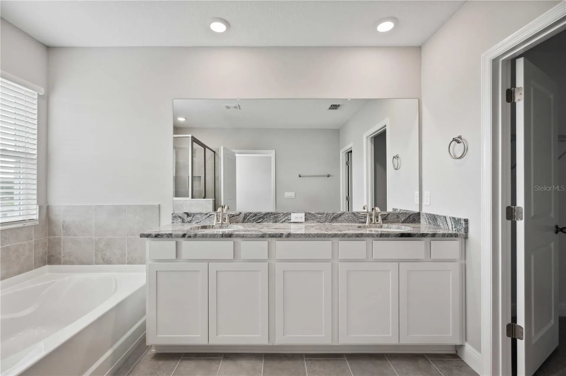 2560 Warren Acres Boulevard Wesley Chapel FL 33543